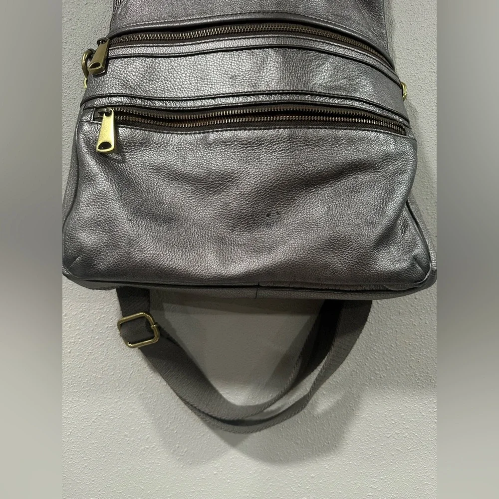 Fossil Explorer Foldover Metallic Pewter Leather - Picture 5 of 12